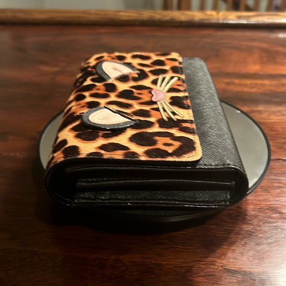 KATE SPADE Run Wild Leopard Crossbody Clutch - Picture 7 of 12